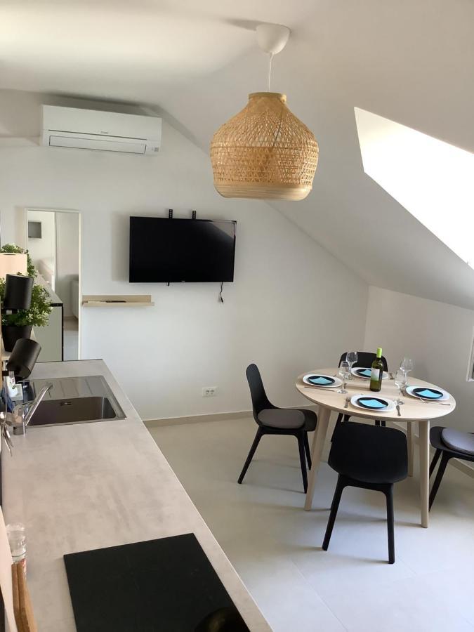 Portside Apartment Kastela Ngoại thất bức ảnh